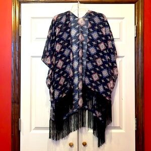 Medallion pattern wrap, One size